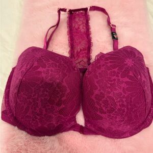 VICTORIAS SECRET PINK BRA 34DD
PUSH UP